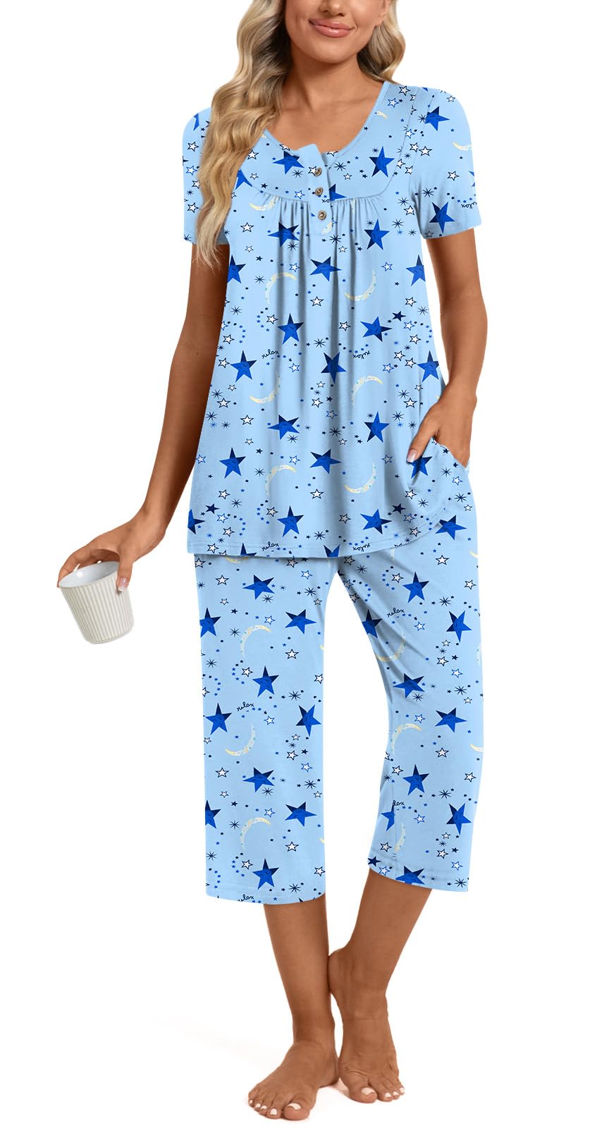 Womens Summer Pajama Sets 2 Piece Short Sleeve Top and Capri Pants Plus Size Ladies Lounge Pjs Sets with Pockets