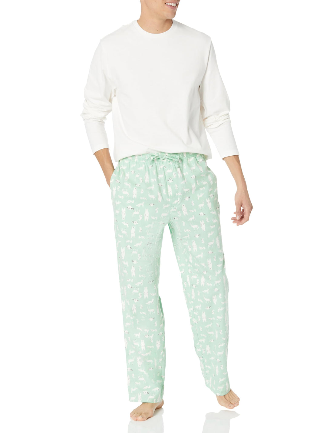 Amazon Essentials Men's Flannel Pant and Long-Sleeve T-Shirt Pajama Set