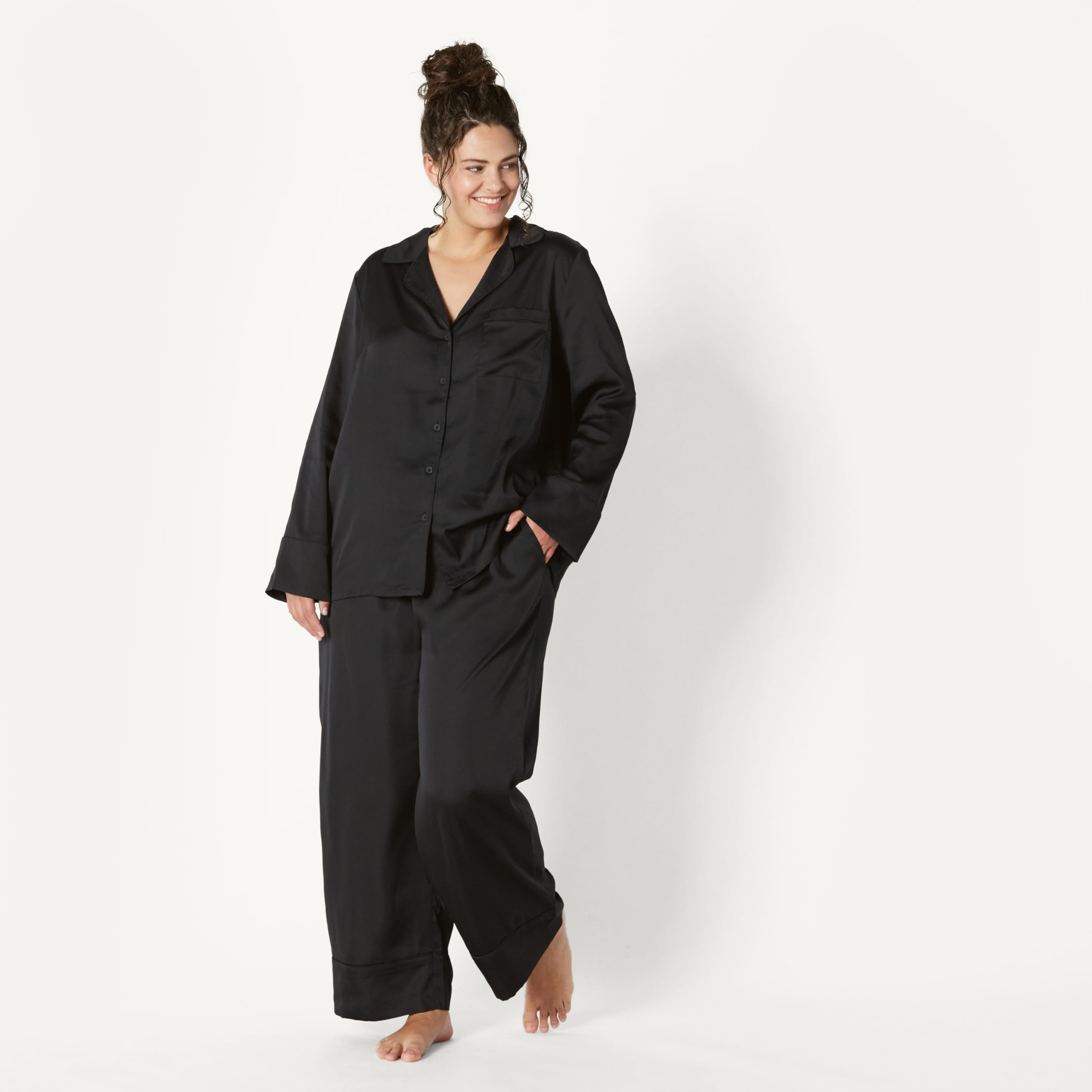 Amazon Essentials Women's Satin Long Sleeve Shirt and Pant Pajama Set
