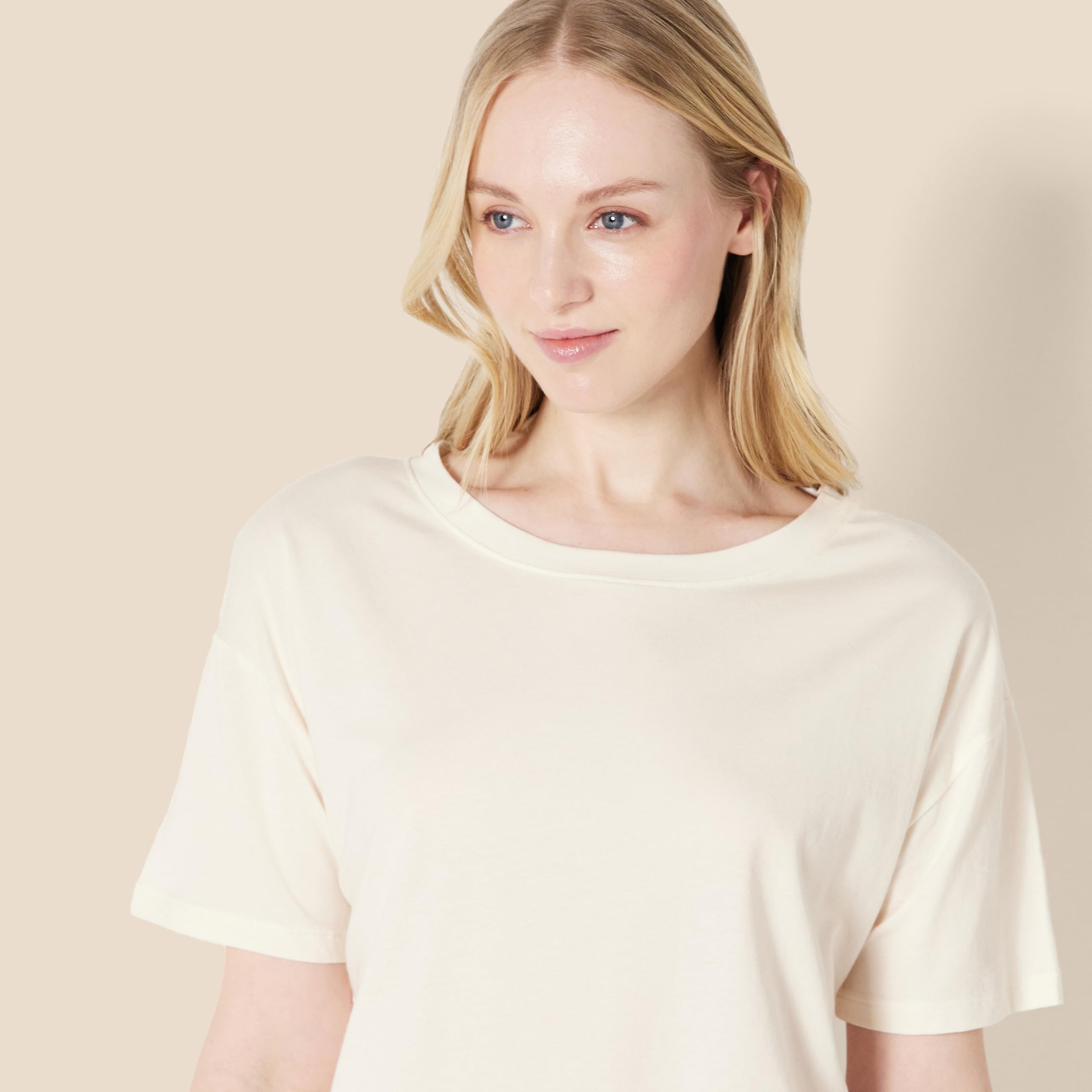 Amazon Essentials Women's Soft Cotton Blend Short Sleeve T-Shirt and Short Sleepwear Set