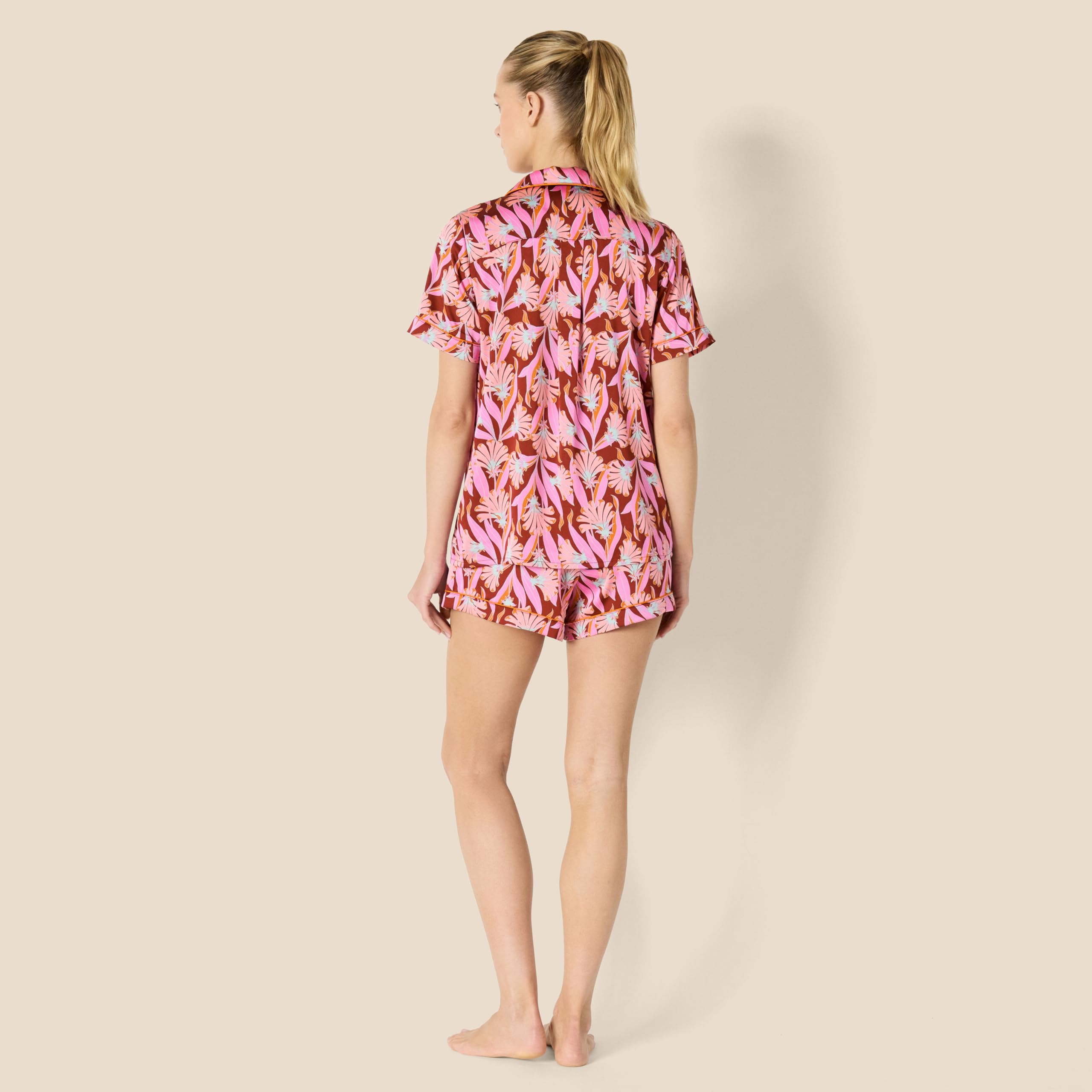 Amazon Essentials Women's Satin Short Sleeve Button-Down Top and Short Sleepwear Pajama Set