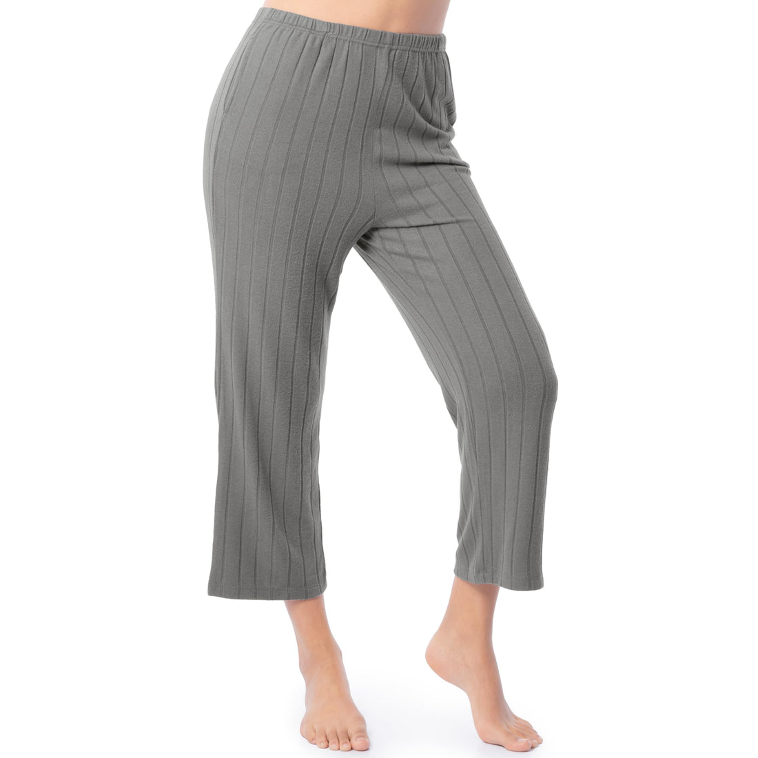Fruit of the Loom Women's Dolman Sleeve and Cropped Pant Sleep Set