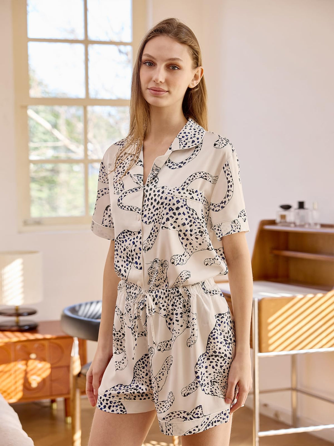 Christmas Pajamas Shorts Silk Pjs Women Satin Pajama Cute Print Tee and Shorts Gift Sleepwear 2 Pieces Loungewear