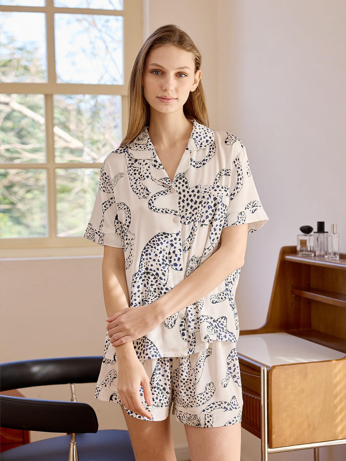 Christmas Pajamas Shorts Silk Pjs Women Satin Pajama Cute Print Tee and Shorts Gift Sleepwear 2 Pieces Loungewear