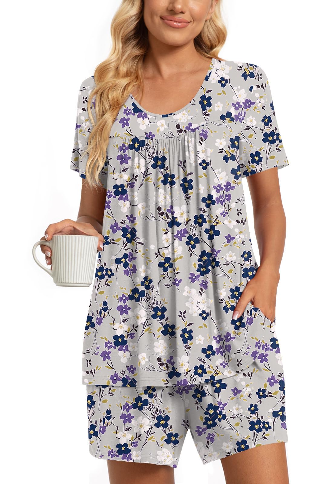 TAOHUADAO 2 Piece Women's Short Sleeve Pajama Sets, Lounge Sleepwear Ladies Pjs Sets with Pockets