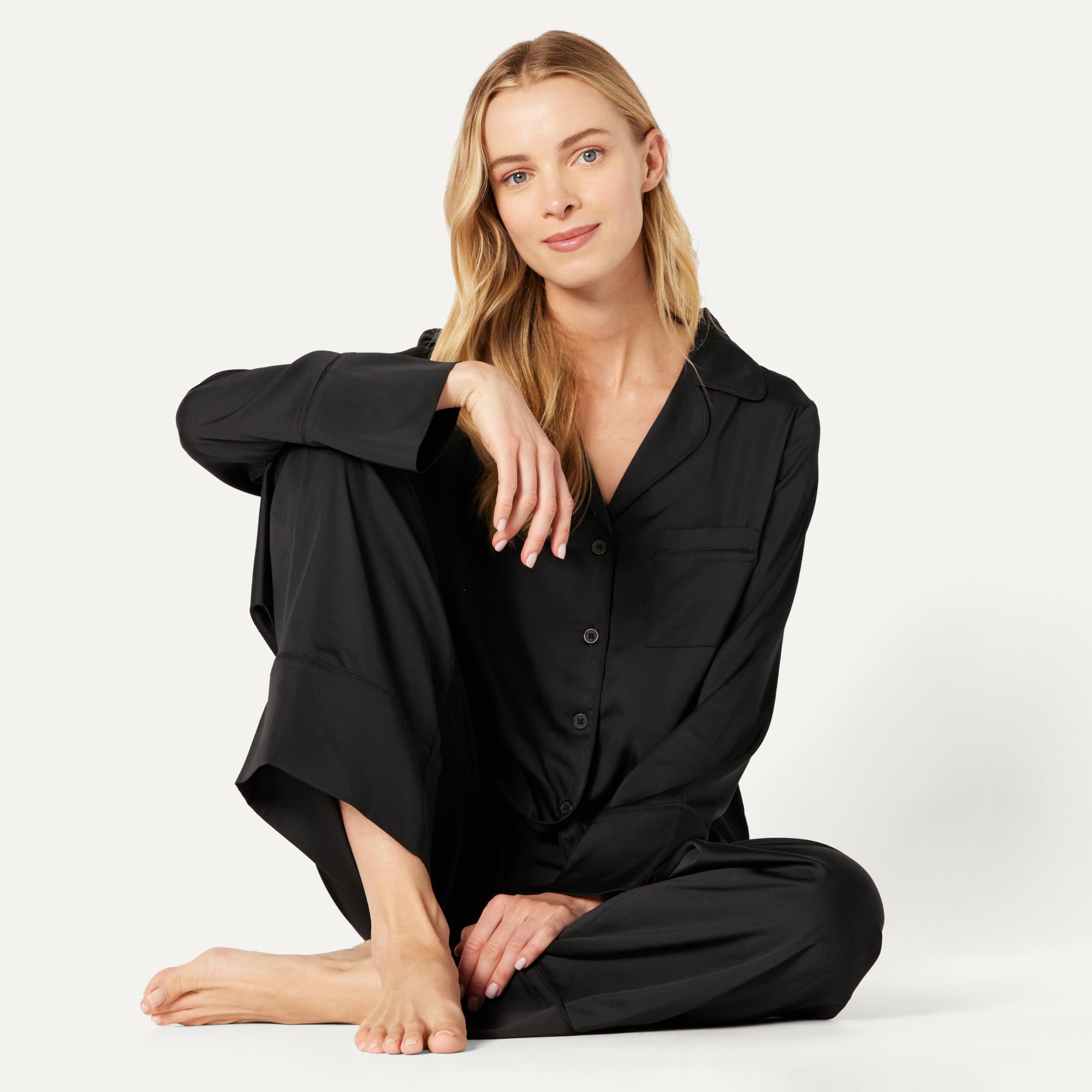 Amazon Essentials Women's Satin Long Sleeve Shirt and Pant Pajama Set