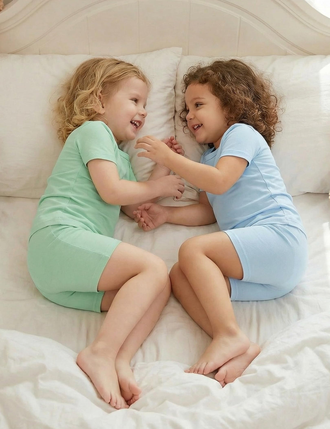 Arshiner Pajamas for Girls Summer Short Sleeve Sleepwear Kids Soft Cute Snug Fit Pjs Sets