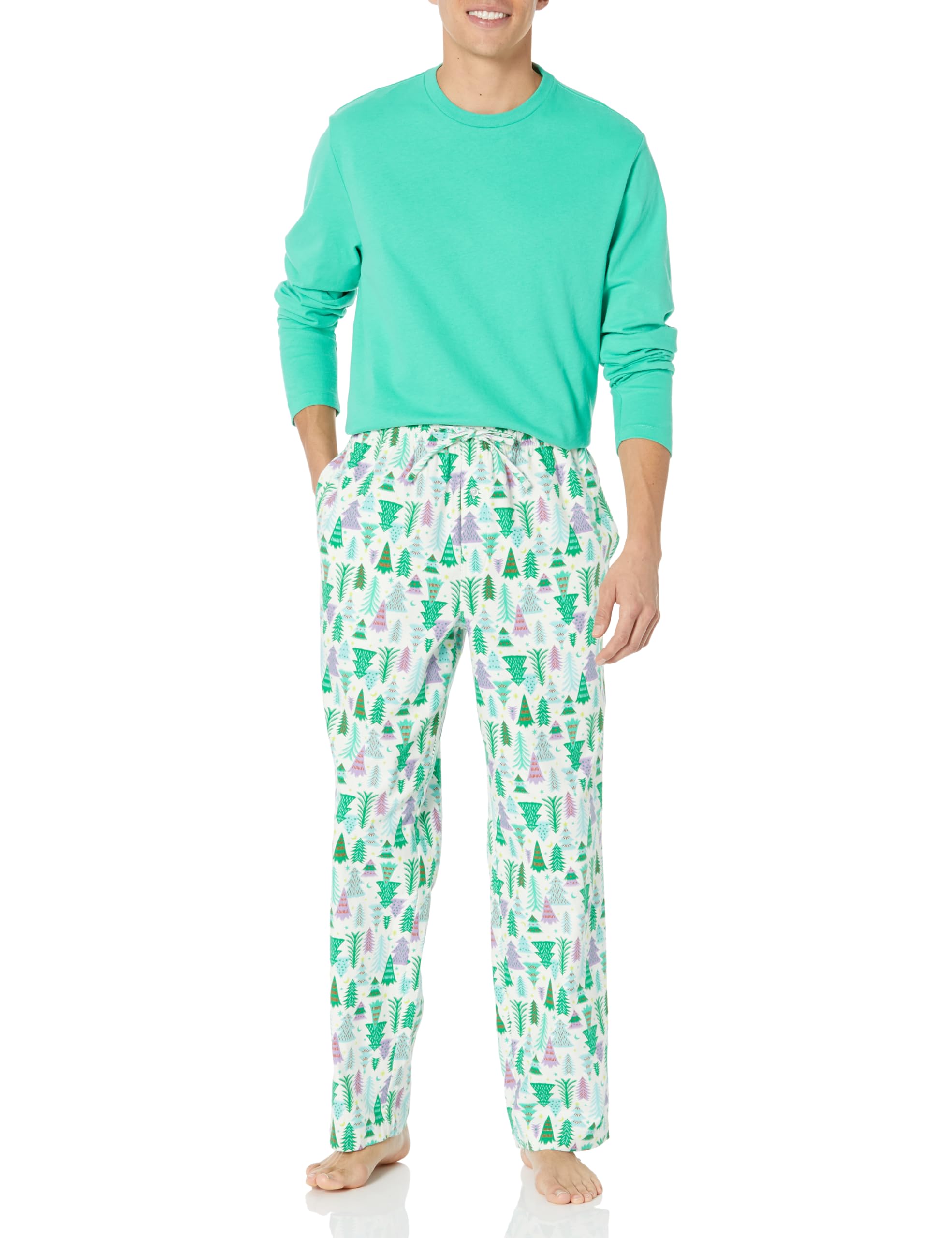 Amazon Essentials Men's Flannel Pant and Long-Sleeve T-Shirt Pajama Set
