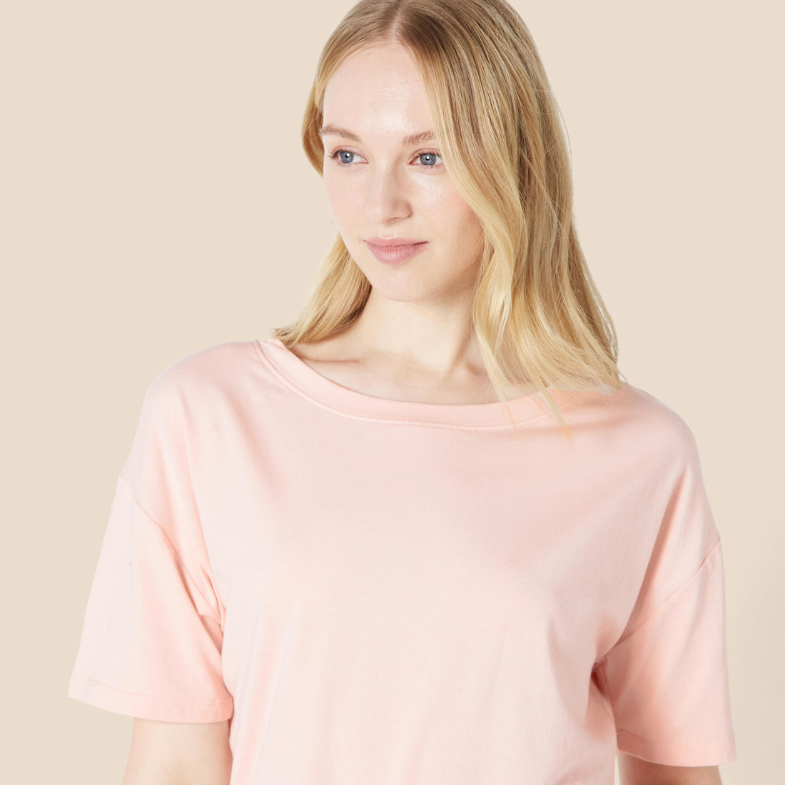 Amazon Essentials Women's Soft Cotton Blend Short Sleeve T-Shirt and Short Sleepwear Set