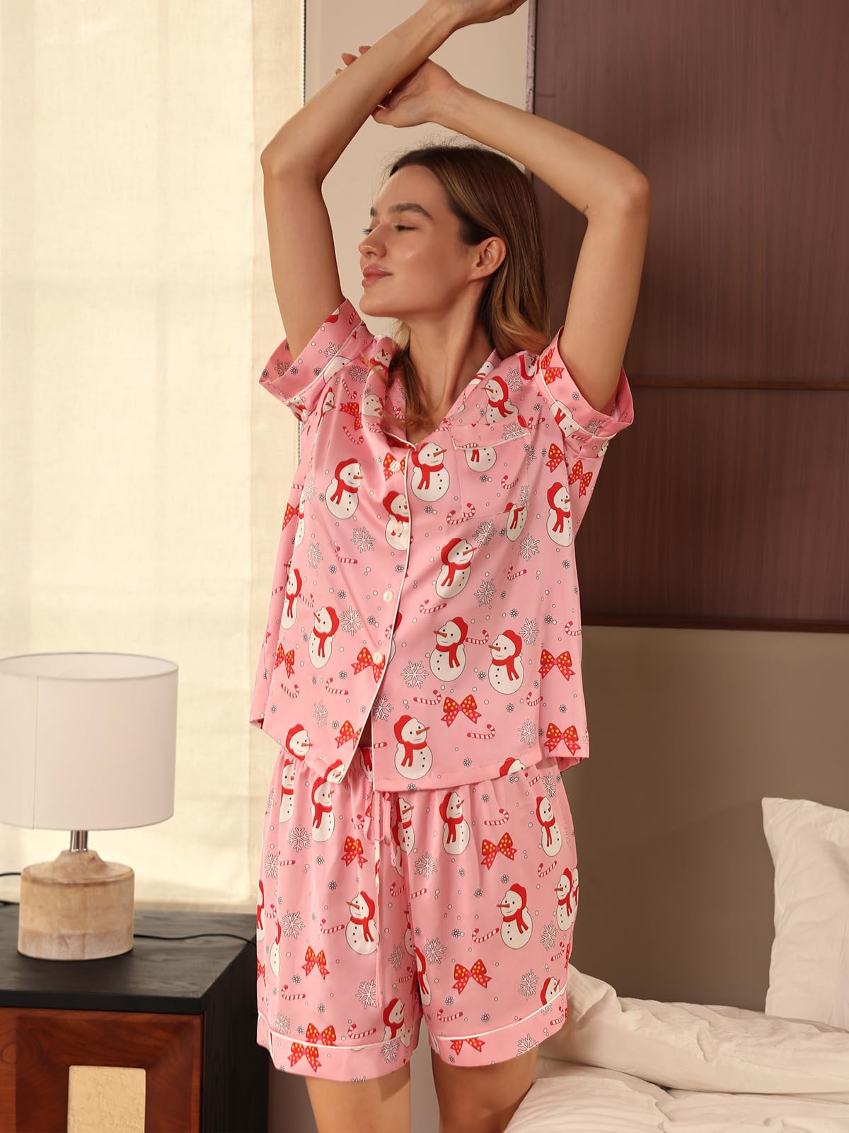 Christmas Pajamas Shorts Silk Pjs Women Satin Pajama Cute Print Tee and Shorts Gift Sleepwear 2 Pieces Loungewear