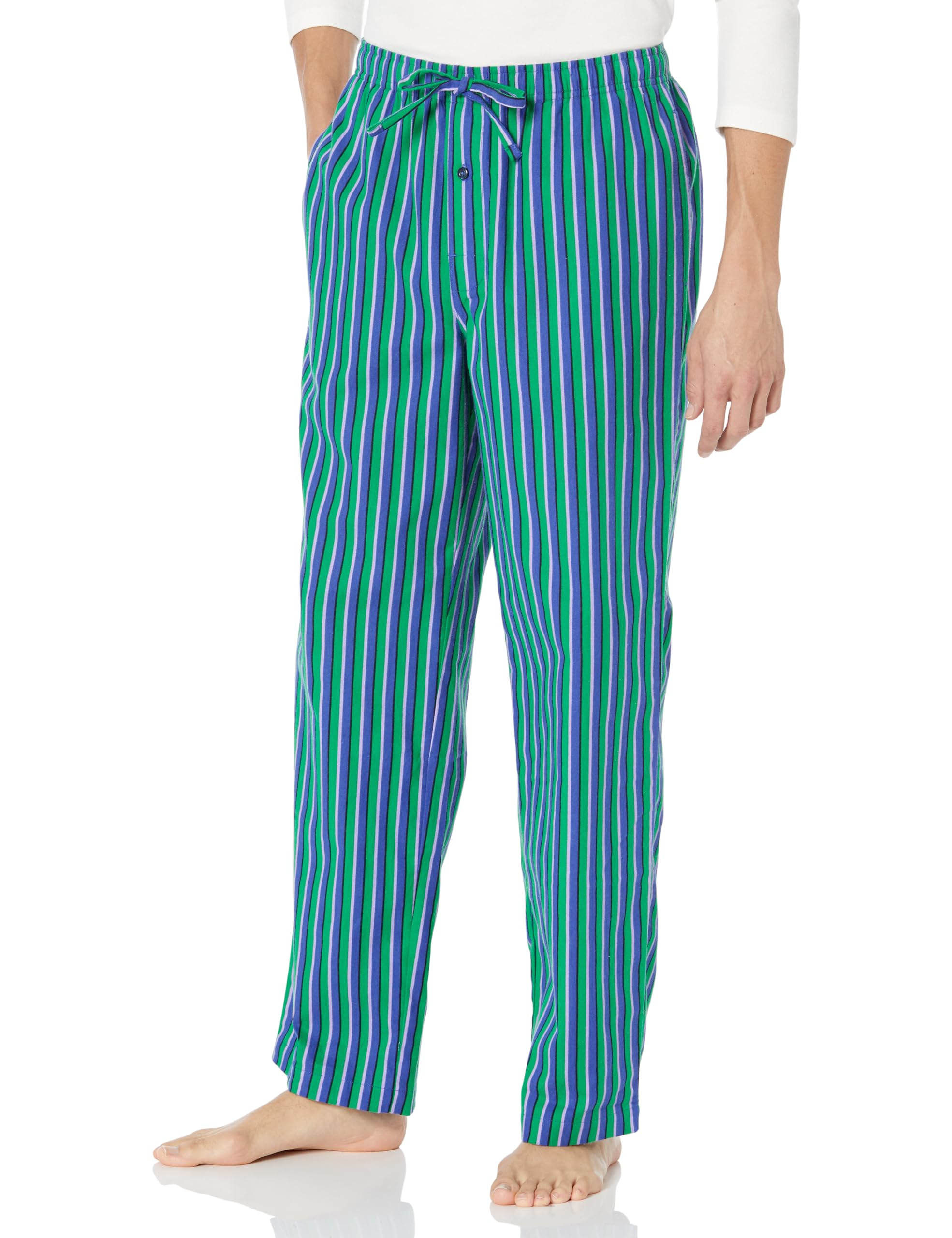 Amazon Essentials Men's Flannel Pant and Long-Sleeve T-Shirt Pajama Set