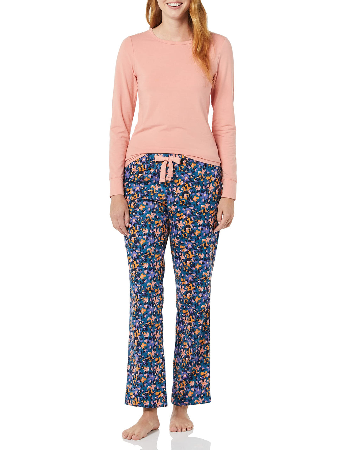 Amazon Essentials Women's Lightweight Flannel Pajama Pant and Long-Sleeve T-Shirt Sleep Set