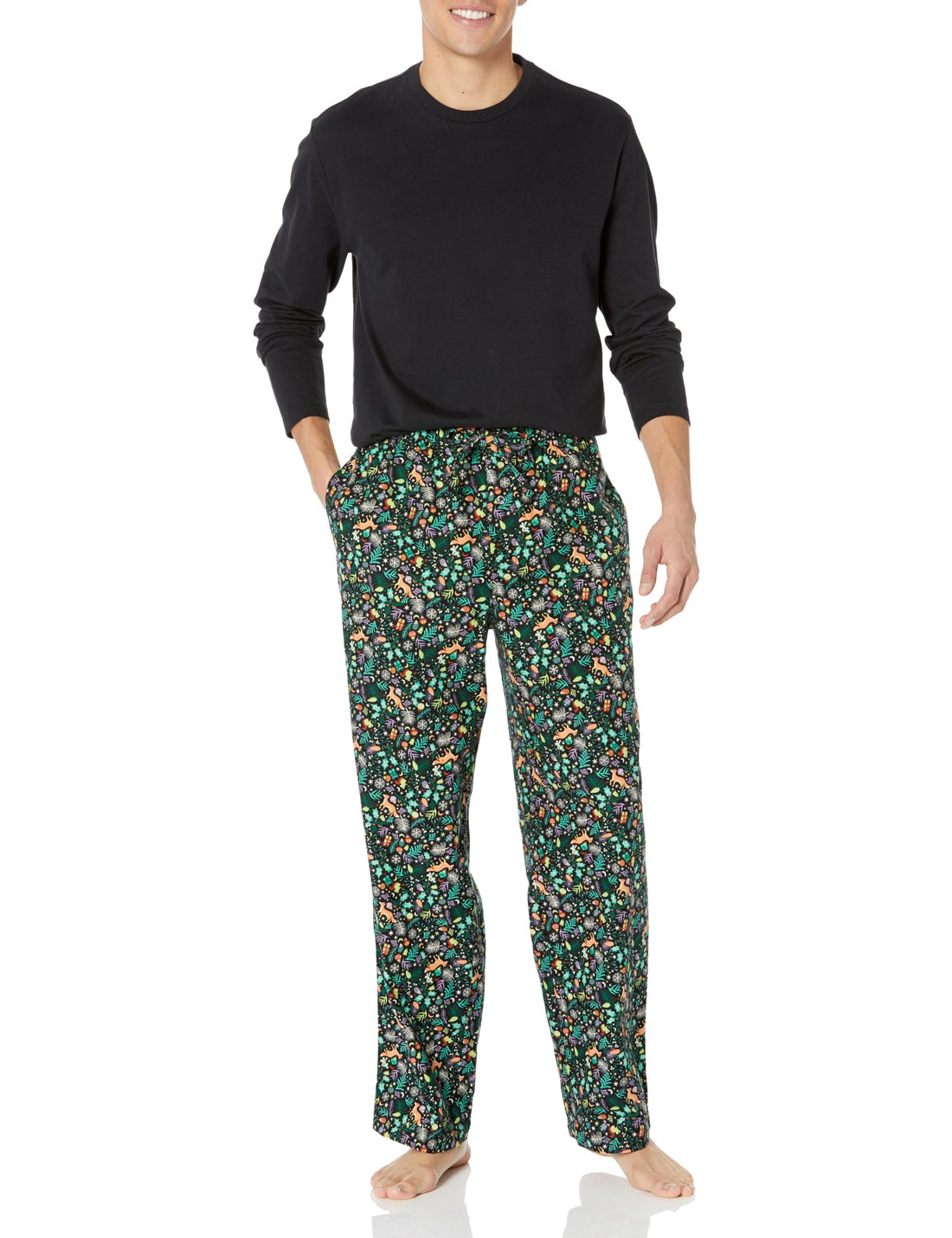 Amazon Essentials Men's Flannel Pant and Long-Sleeve T-Shirt Pajama Set