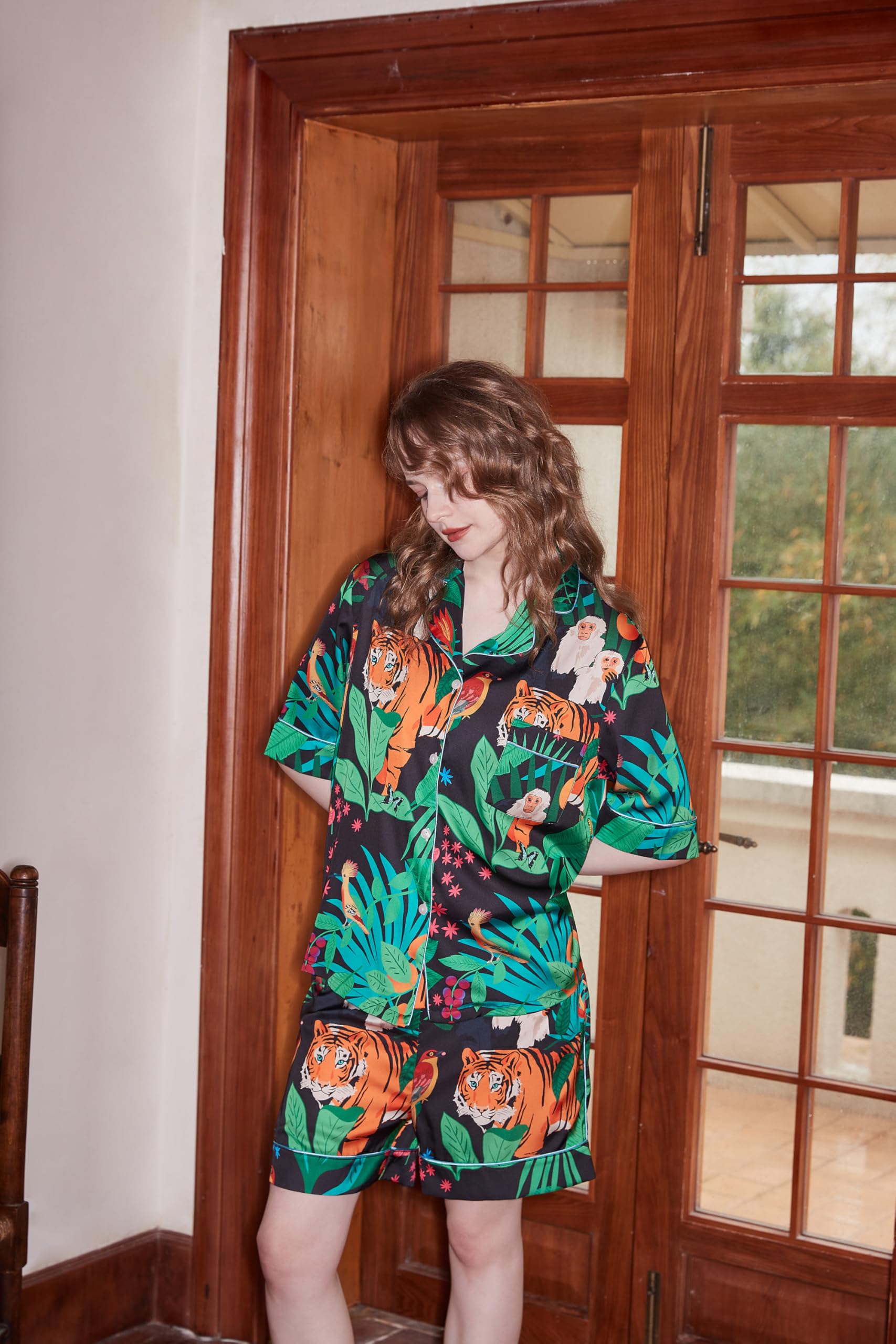 Christmas Pajamas Shorts Silk Pjs Women Satin Pajama Cute Print Tee and Shorts Gift Sleepwear 2 Pieces Loungewear