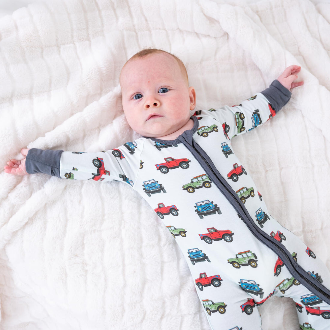 LollyBanks Baby Pajamas, Long Sleeve Baby Romper with 2-Way Zipper, 95% Viscose from Bamboo and 5% Spandex, Infant Sleepers
