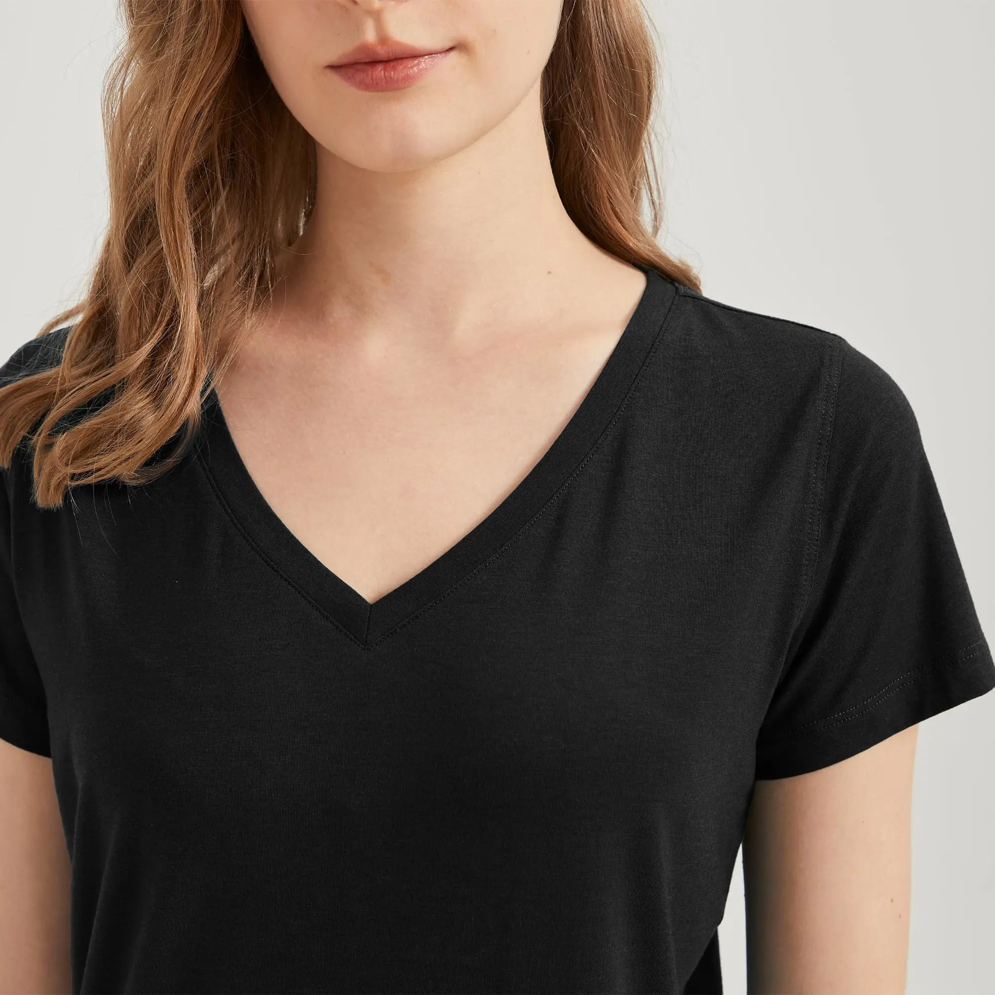 netdraw Women's Ultra-Soft Bamboo Viscose Cotton V-Neck Short Sleeve T-Shirt, Casual Summer Tops for Lounge Sleep Pajama