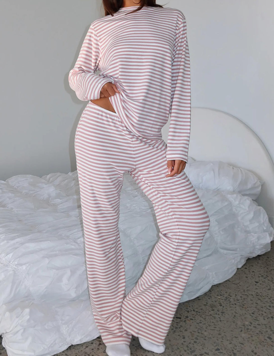 MISSACTIVER Women's Striped 2 Piece Lounge Set Casual Long Sleeve T-Shirt Drawstring Wide Leg Pants Matching Pajamas Set