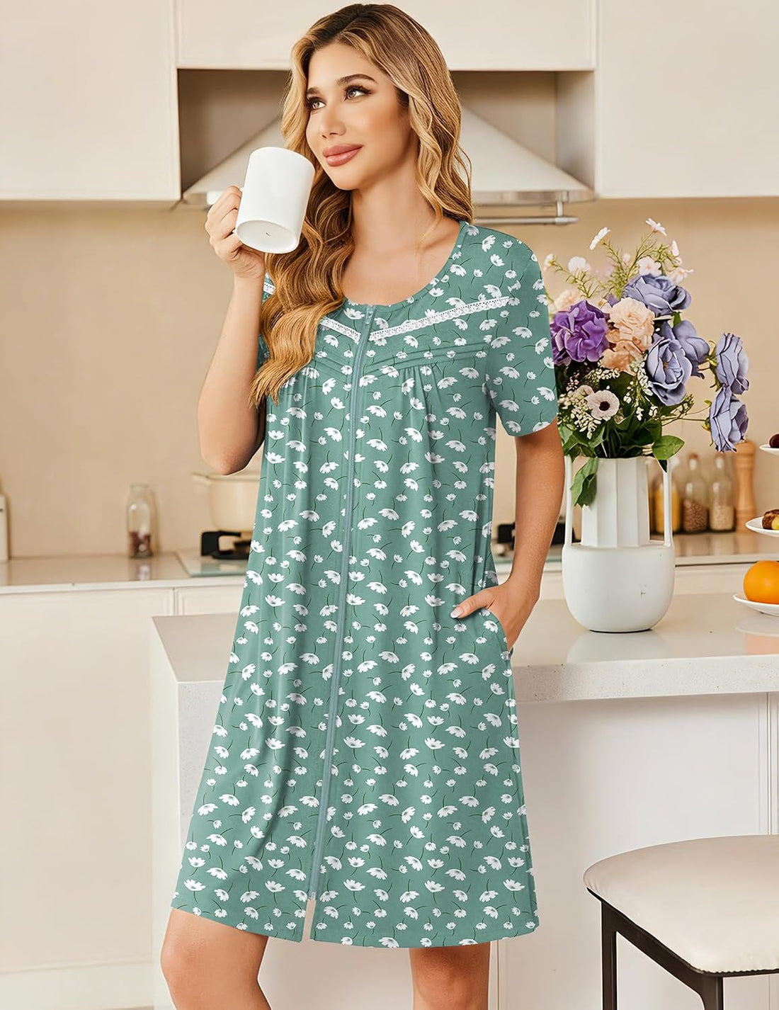 Ekouaer Zipper Robes for Women Short Sleeve Housecoats Zip Up Nightgowns | Lace Lightweight Bathrobes, Zipper Front House Coat with Pockets, Soft Sleepwear Mumu, Cute Print