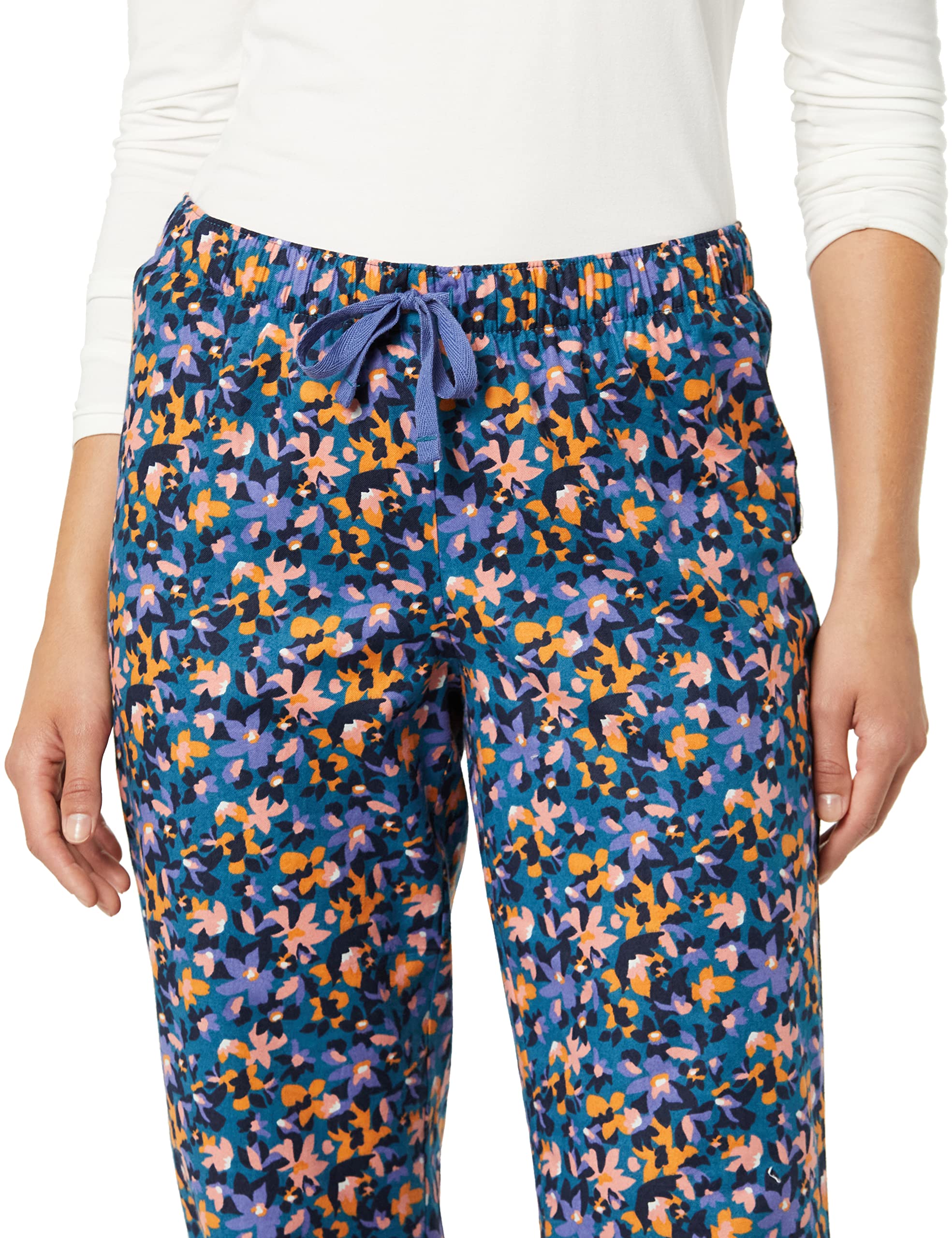 Amazon Essentials Women's Relaxed-Fit Brushed Flannel Pajama Sleep Pant with Drawstring