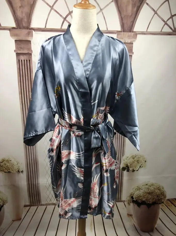 Women Silk Satin short Wedding Bride Bridesmaid Robe Kimono Robe Feminino Bath Robe Large Size Peignoir Femme Sexy Bathrobe