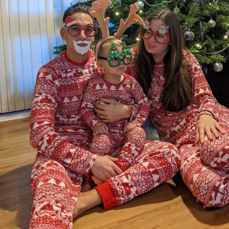 New Christmas Pajamas Set for Family Mother Father Kids Matching Clothing Baby&Dog Romper Pyjamas Xmas Look Loose Soft Outfits