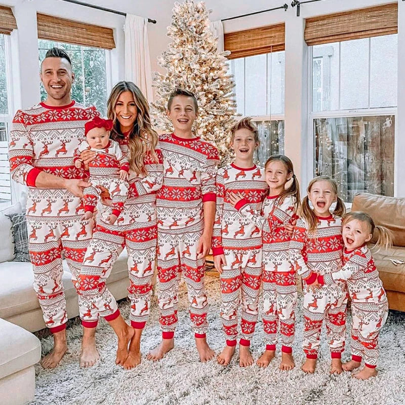 Mommy and Me Clothes New Christmas Pajamas Set for Family Soft Cute Sleepwear Adults Kids 2 Pieces Suit Xmas Look Outfits