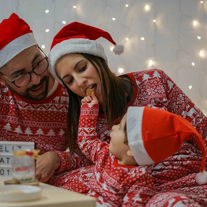 Mommy and Me Clothes New Christmas Pajamas Set for Family Soft Cute Sleepwear Adults Kids 2 Pieces Suit Xmas Look Outfits