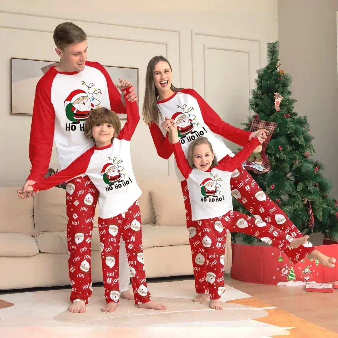 New Christmas Family Look Pajamas Santa Print Mother Father Kids Matching Outfits Cute Loose 2 Pieces Suit Sleepwear Xmas Wear
