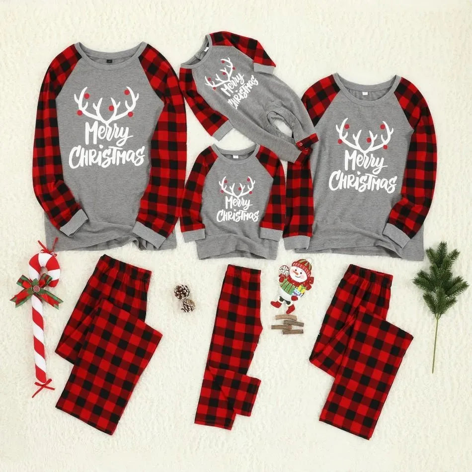 Christmas Family Pajamas Set for Grandpa Grandma Dad Mom Daughter Son Elk Print Tops Plaid Pant Home Matching Clothes Outfits