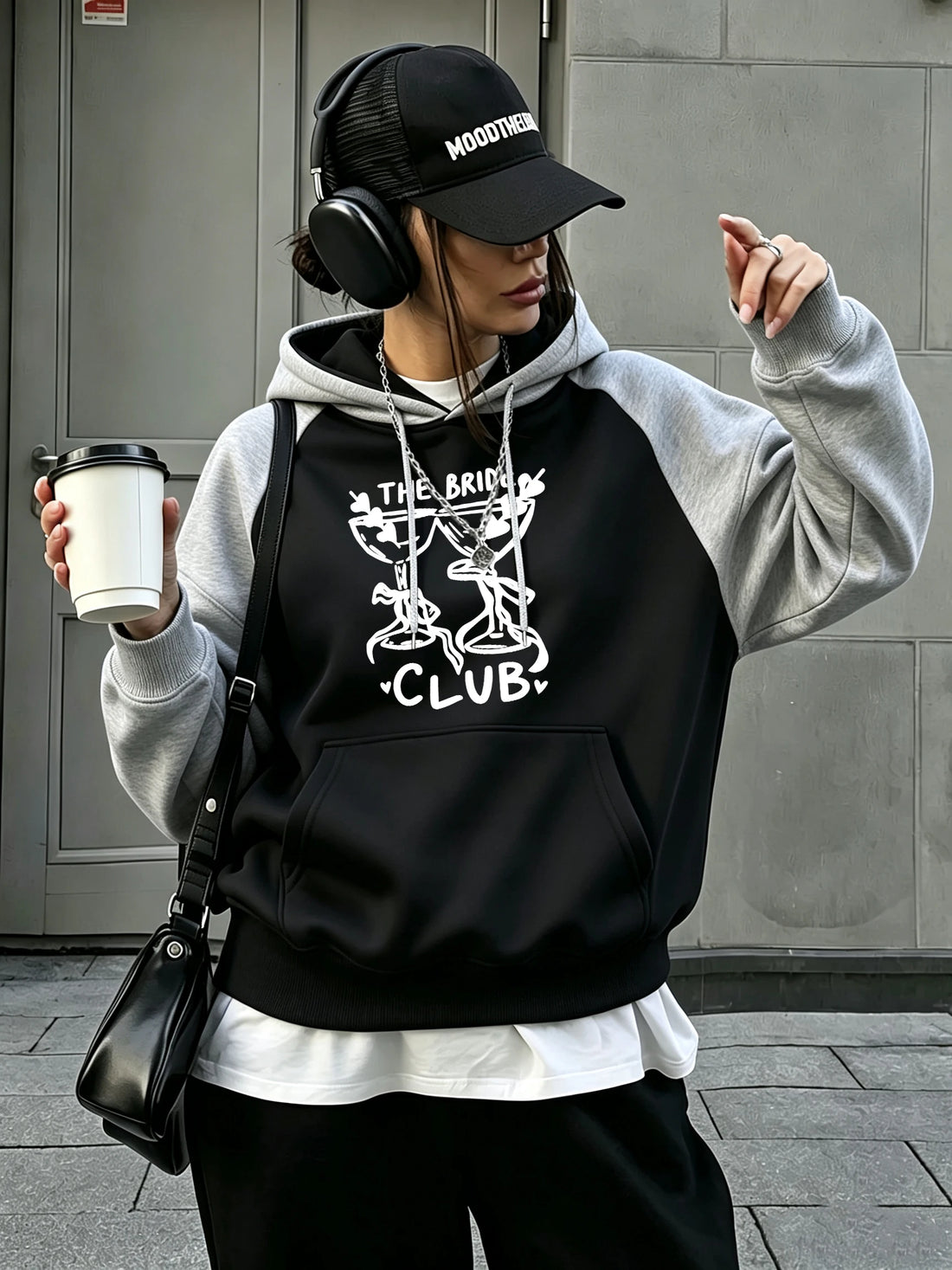 Drinking Happily In A Bar Print Women'S Raglan Hoodies Y2K Fleece Hoody Casual Pocket Streetwear Autumn Vintage Loose Pullovers
